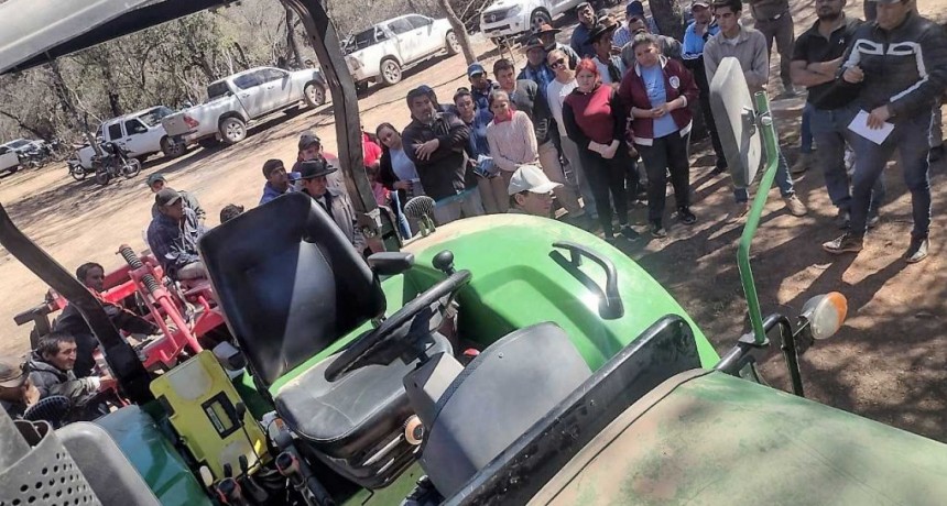 Capacitaron a productores en sanidad animal y entregaron equipamiento en El Sauzalito