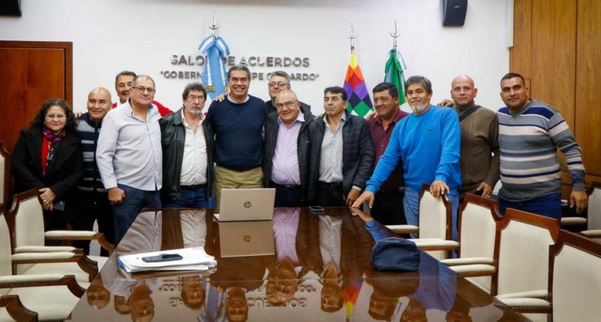 Trabajadores municipales analizaron, junto al gobernador, propuestas para mejorar sus condiciones laborales