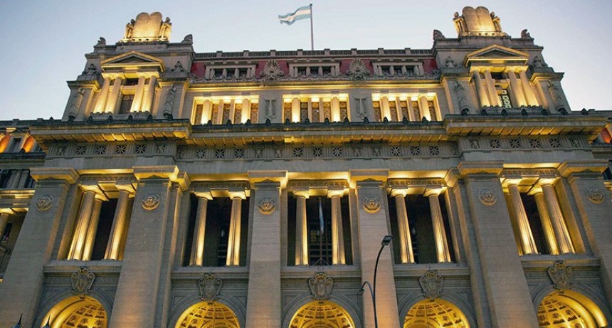 Mega DNU: la Justicia confirma que &rdquo;es inconstitucional prohibir las protestas sindicales&rdquo;