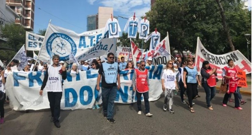 Paro docente en el Chaco en solidaridad con los maestros agredidos en Chubut