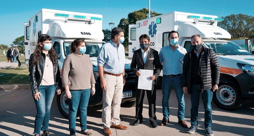 Nuevas ambulancias 4?&mdash;4 para Castelli, Miraflores y El Espinillo