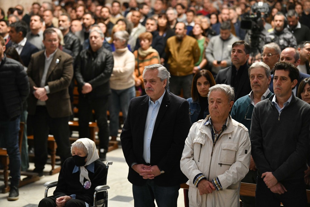 El presidente Fernández asistió en Luján a la misa por la paz y la fraternidad de los argentinos