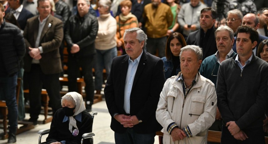 El presidente Fern&aacute;ndez asisti&oacute; en Luj&aacute;n a la misa por la paz y la fraternidad de los argentinos
