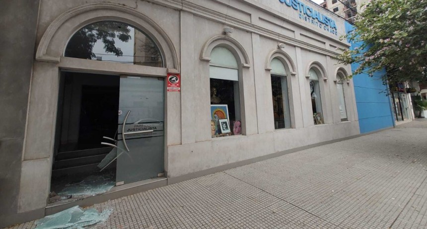 El PJ chaque&ntilde;o repudia el ataque a su sede y llam&oacute; "a recuperar el respeto por los valores democr&aacute;ticos"