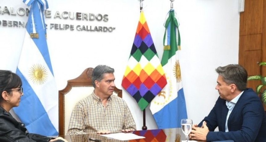 Comenz&oacute; la transici&oacute;n en el Ejecutivo: Capitanich recibi&oacute; al gobernador electo Leandro Zdero
