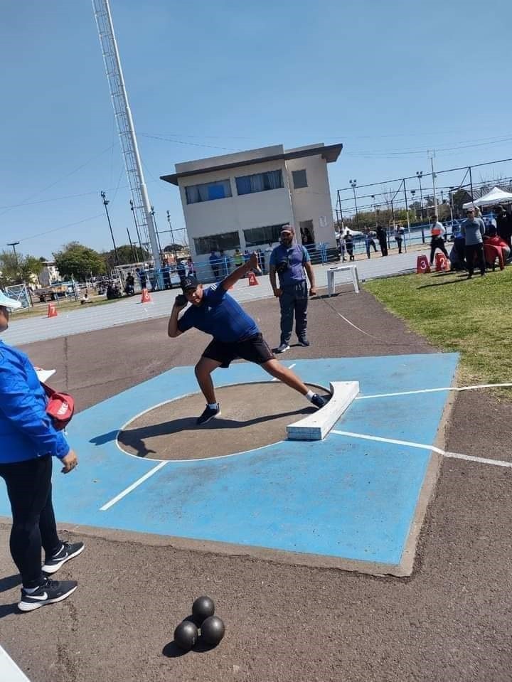 Franco Romero representará a Castelli en competencia nacional de lanzamiento de bala y martillo