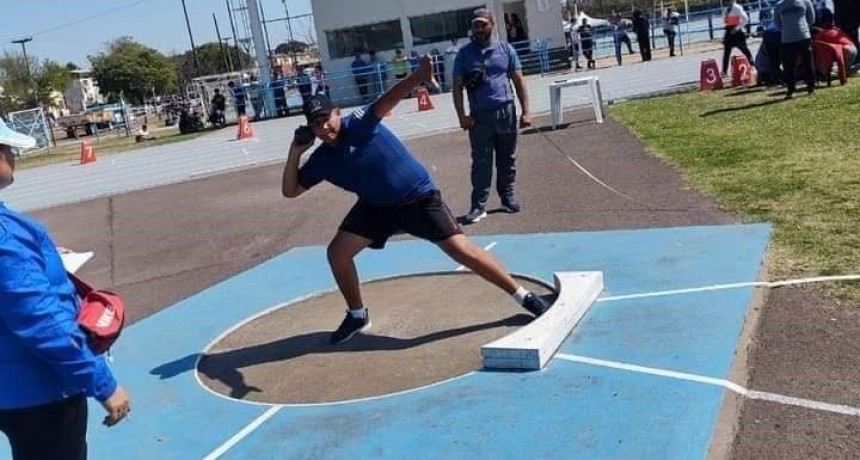 Franco Romero representará a Castelli en competencia nacional de lanzamiento de bala y martillo