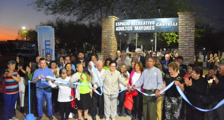 Inauguración de la Plazoleta Espacio de Adultos Mayores en el Barrio Sarmiento