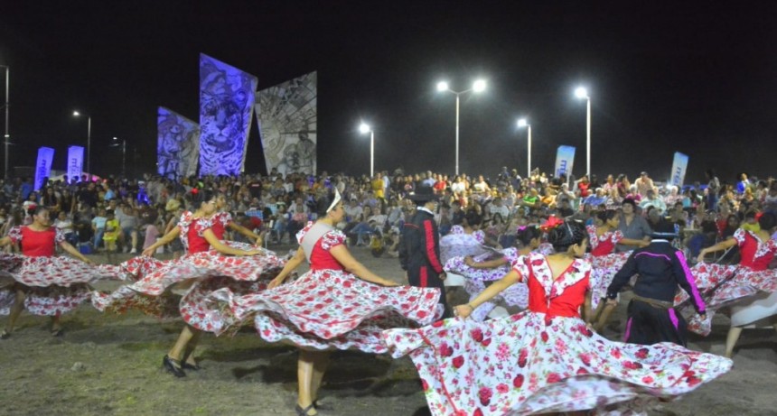 Castelli celebró la inauguración del portal del acceso norte a la ciudad