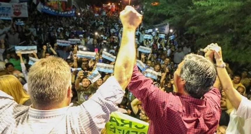 Multitudinario acto de cierre de campa&ntilde;a del Frente Chaque&ntilde;o