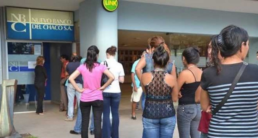 Trabajadores pasivos de la provincia cobran el jueves 27 y los activos el viernes 28
