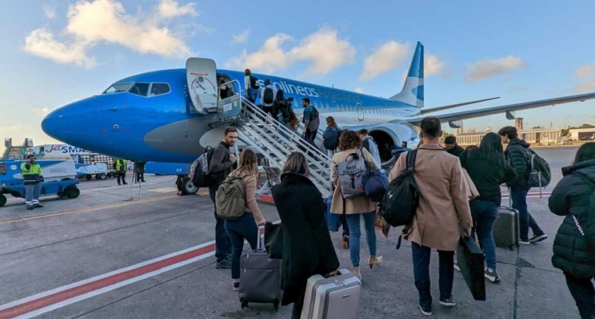 Aerol&iacute;neas Argentinas transportar&aacute; m&aacute;s de 242 mil pasajeros en el fin de semana largo