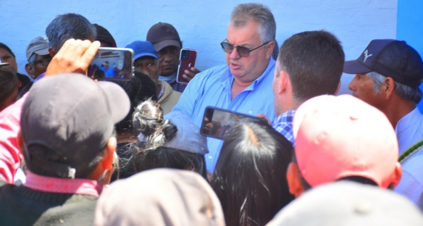  El intendente Pío Sander recibió a movilizados de los Pueblos Originarios