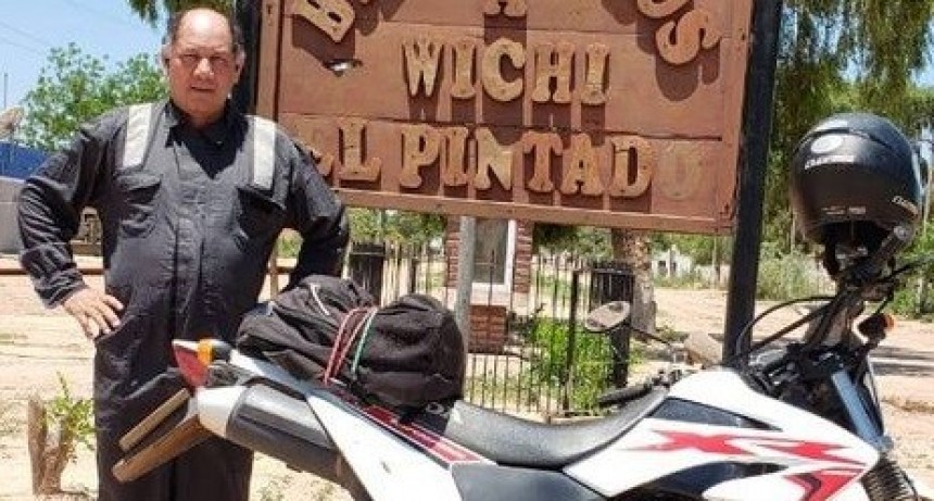 En moto, el Defensor del Pueblo del Chaco recorri&oacute; localidades y parajes del Impenetrable