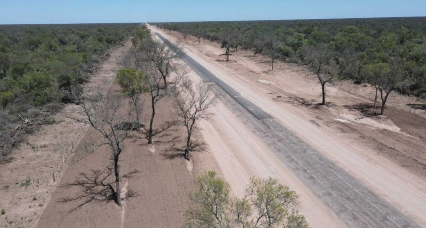 Rutas de El Impenetrable Chaque&ntilde;o: Vialidad avanza con la pavimentaci&oacute;n de la ruta provincial N&deg;9