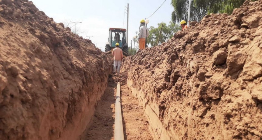 A trav&eacute;s del acueducto de El Impenetrable, el agua potable ya llega a Fuerte Esperanza