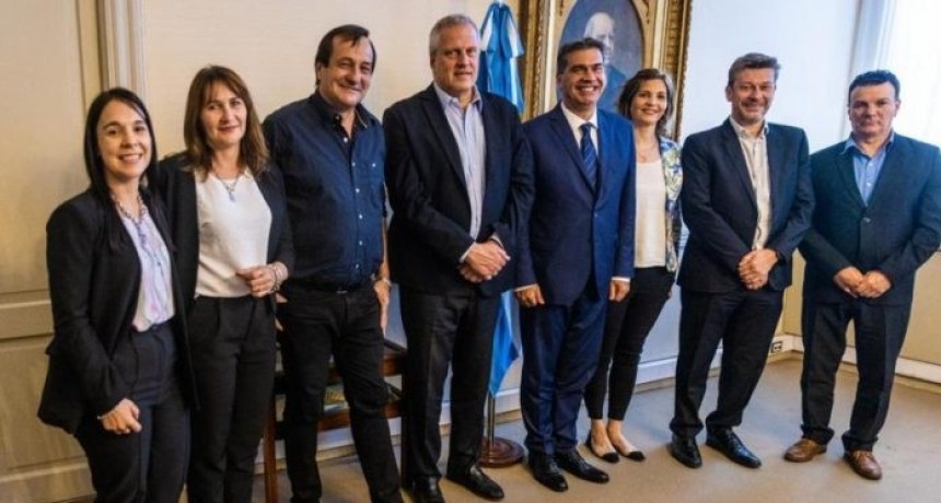 M&aacute;s obras educativas y continuidad de las rutas de El Impenetrable, planteos de Capitanich ante Naci&oacute;n