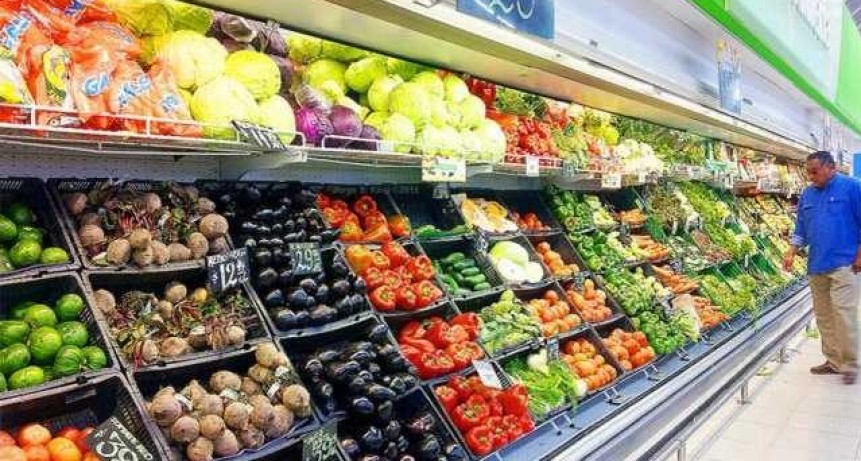 Los consumidores pagan cuatro veces m&aacute;s de lo que cobran los productores agropecuarios