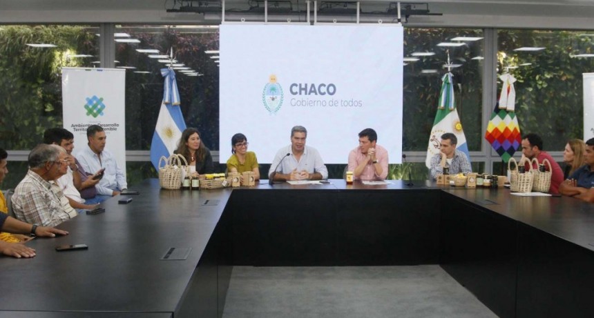 Millonaria inversi&oacute;n para fortalecer la producci&oacute;n ap&iacute;cola en la provincia