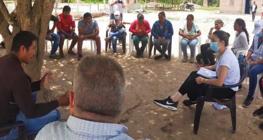 Intensos operativos de Desarrollo Social en El Impenetrable