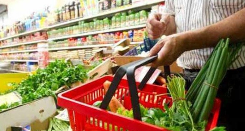 Una familia tipo necesit&oacute; casi $52.000 en noviembre para no ser pobre