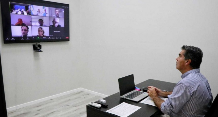 En el primer semestre de 2023, concluir&aacute;n 35 de los 40 proyectos de agua potable y cloacas en la provincia