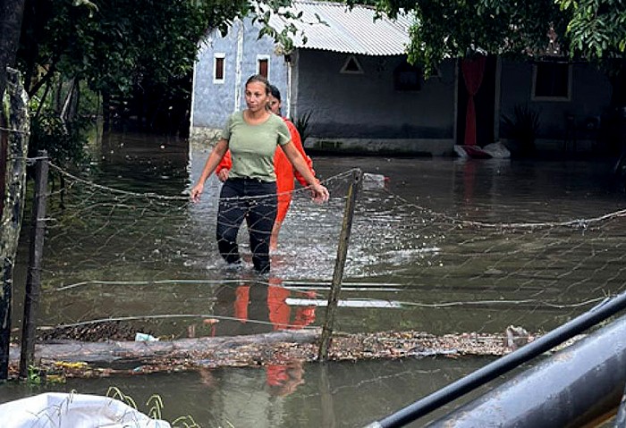 Corrientes: en El Sombrero cayeron este domingo 300 mm. en solo 3 horas
